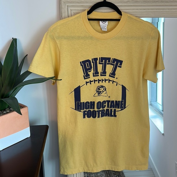 University of Pittsburgh Pitt football yellow and navy blue t-shirt (small) ✨ - Picture 1 of 4